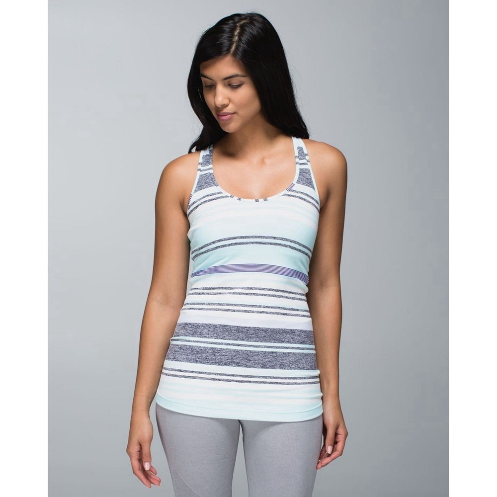Lululemon Athletica Size 4‎ Cool RacerbackGroovy Stripe Static Wave Cadet Blue